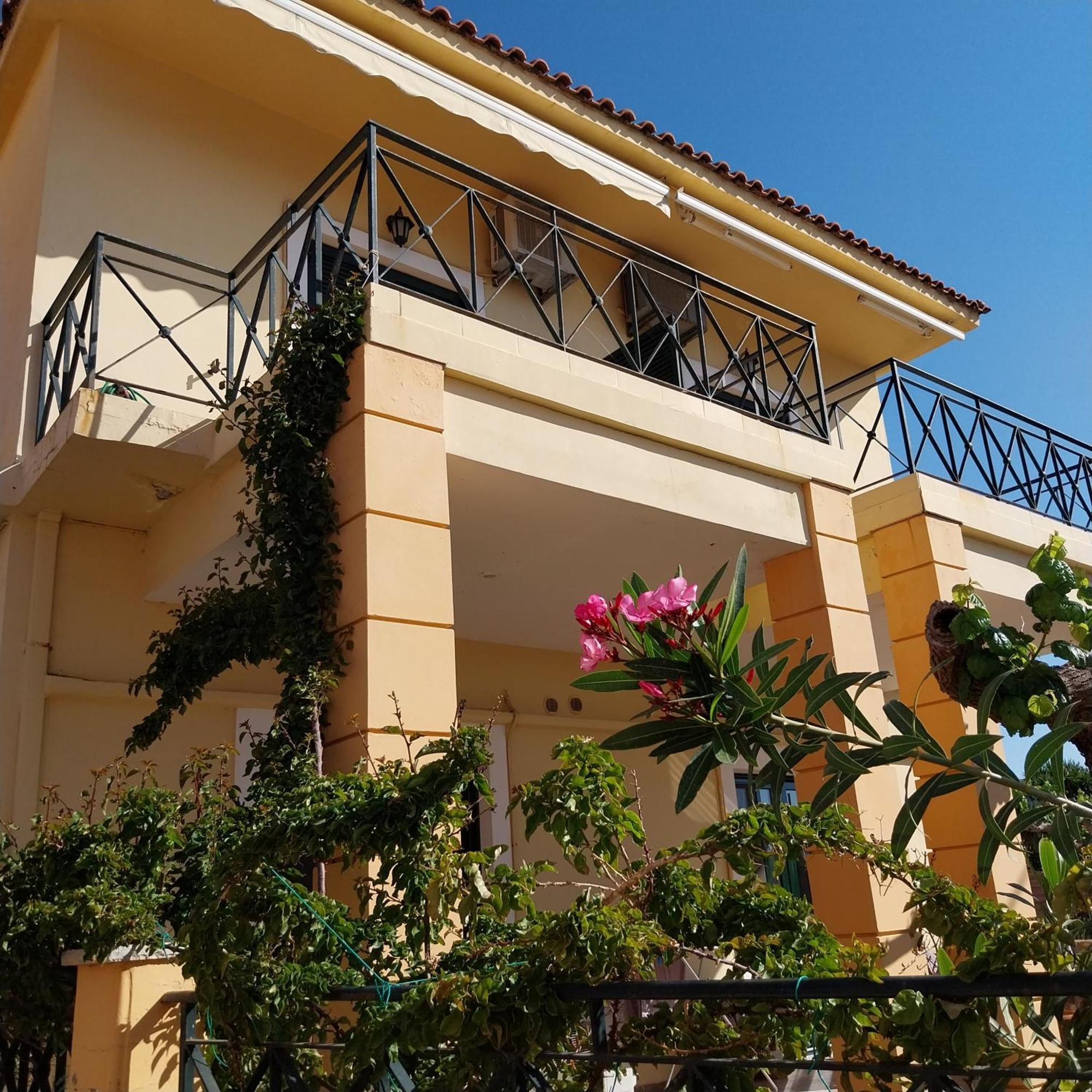 Leonidas Kato Vasiliki Exterior foto